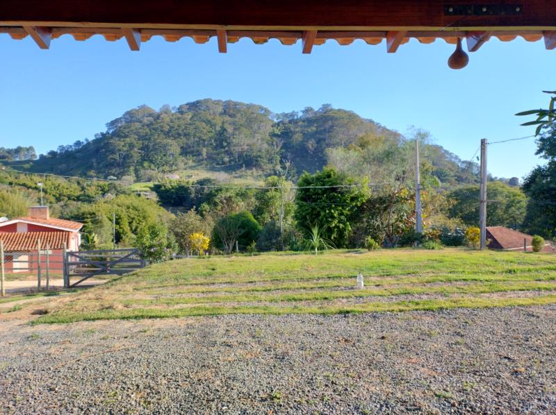 Rua Um, 50- Condomínio Pé de Serra