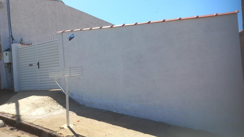 Rua Aníbal Claro do Amor, 879- Jardim Renovação