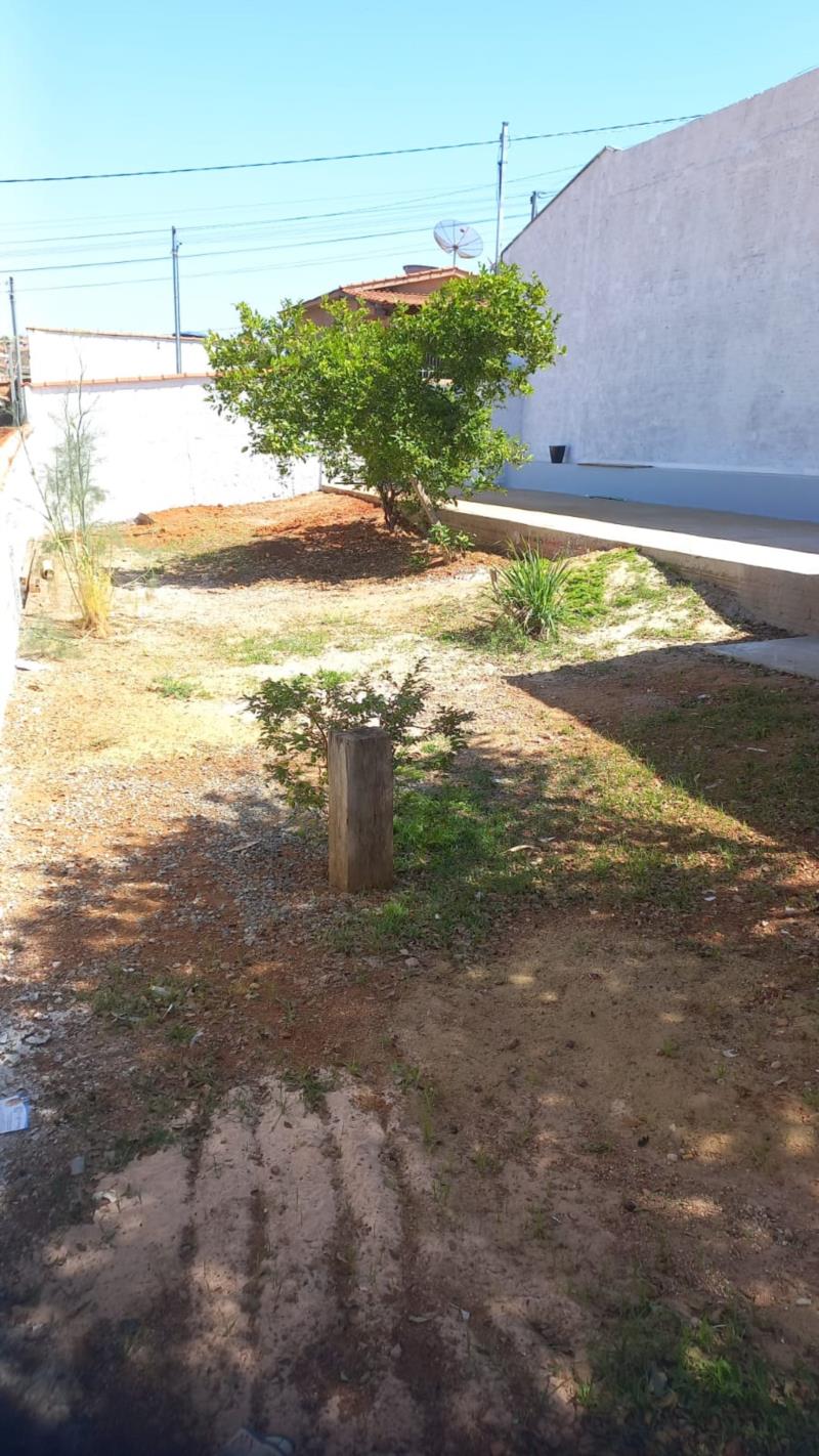 Rua Aníbal Claro do Amor, 879- Jardim Renovação