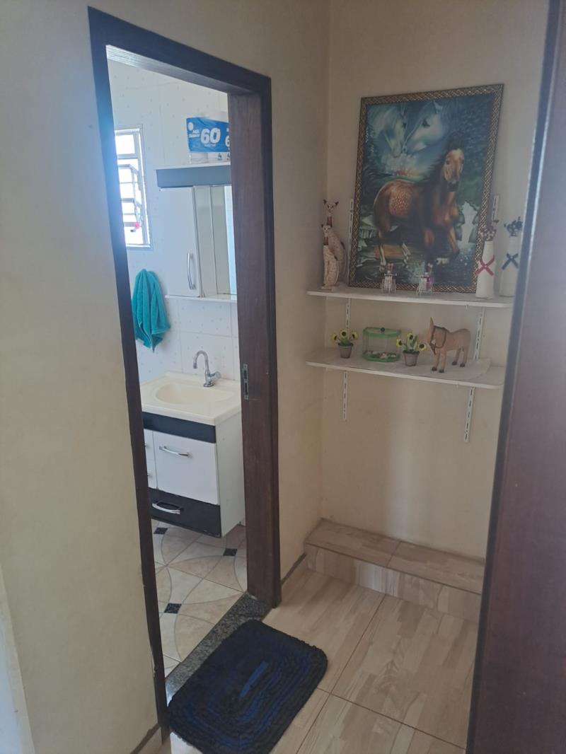 Rua Vereador Roque Delorenzo, 118 e 122 - Pássaro da Ilha