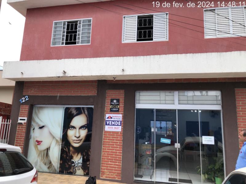 Rua Vereador Roque Delorenzo, 118 e 122 - Pássaro da Ilha